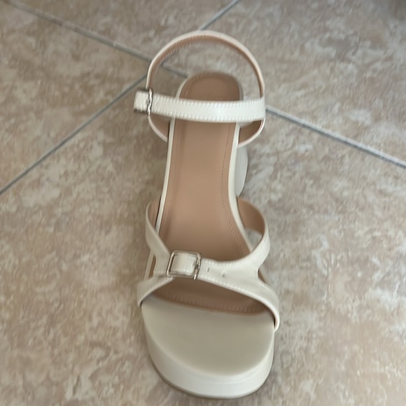 JustFab Ninette Platform Wedge Sandal - Picture 2 of 6